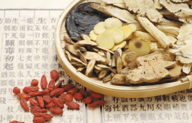 重慶開(kāi)縣中藥材產(chǎn)業(yè)協(xié)會(huì)開(kāi)展中藥材種植技術(shù)培訓(xùn)