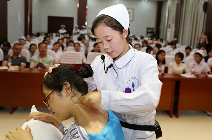 湖北省襄陽(yáng)市中醫(yī)醫(yī)院兒科開展義診服務(wù)活動(dòng)