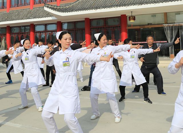 阜陽(yáng)市中醫(yī)醫(yī)院不斷創(chuàng)新醫(yī)養(yǎng)結(jié)合教學(xué)模式，受到患者一致好評(píng)