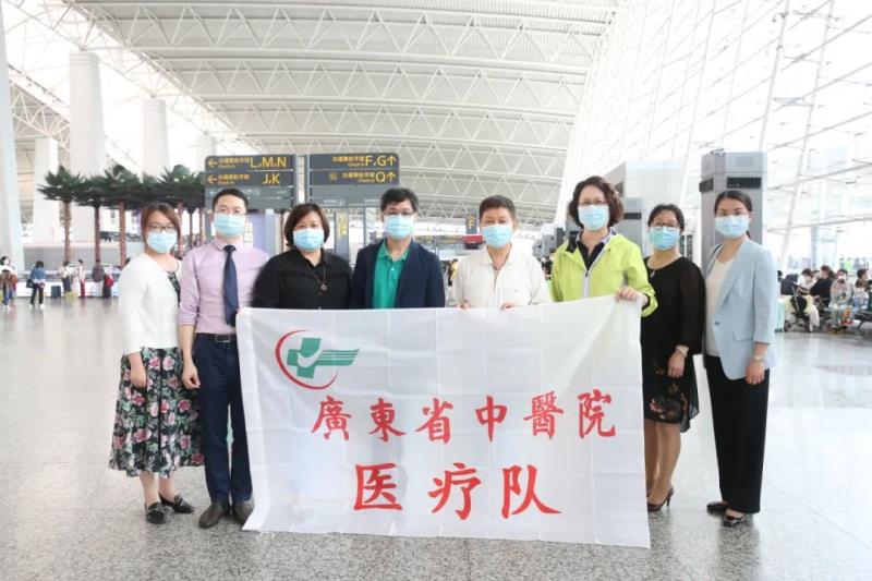 張忠德 廣州中醫(yī)藥大學(xué)副校長(zhǎng)、廣東省中醫(yī)院副院長(zhǎng)